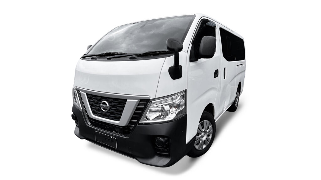NISSAN NV350